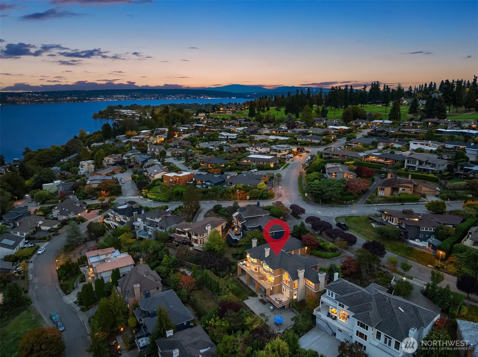 8726 Paisley Drive NE, Seattle, WA 98115