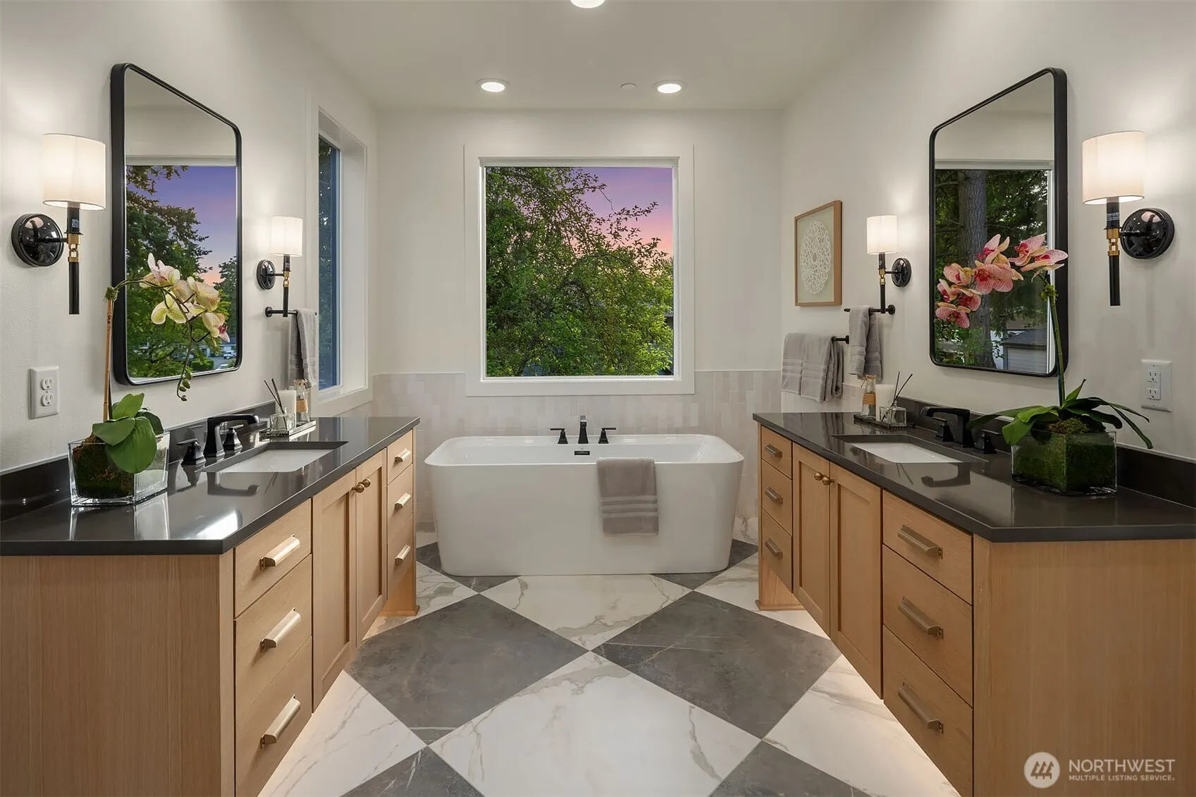 16238 SE 10th Street , Bellevue, WA 98008