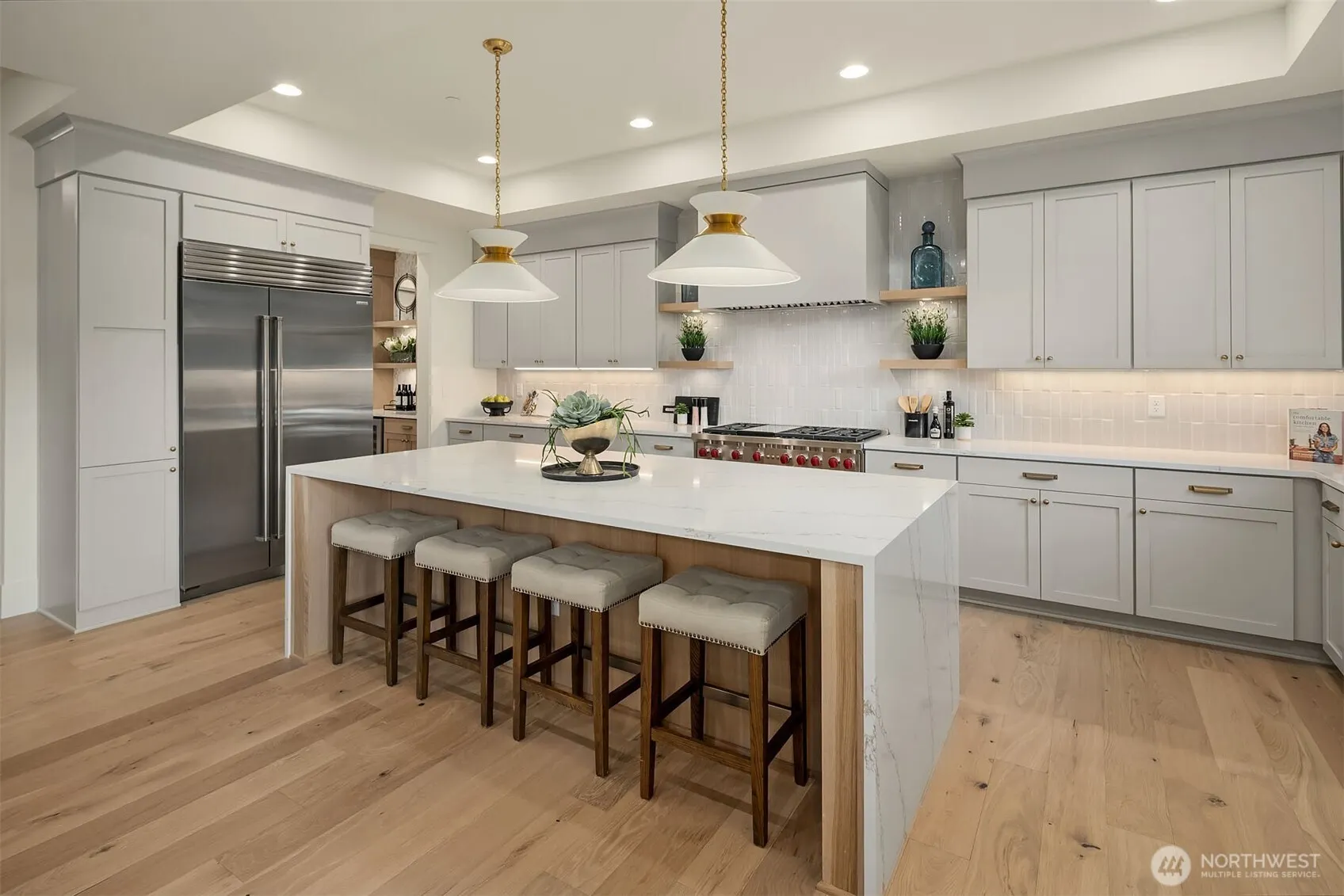 16238 SE 10th Street , Bellevue, WA 98008