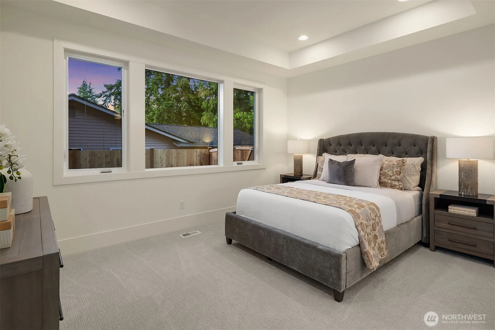 16238 SE 10th Street , Bellevue, WA 98008