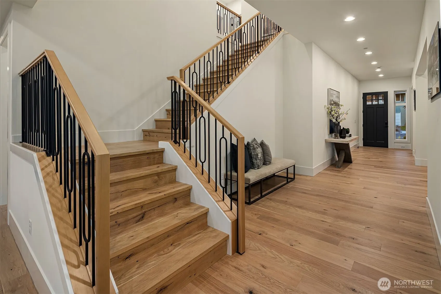 16238 SE 10th Street , Bellevue, WA 98008