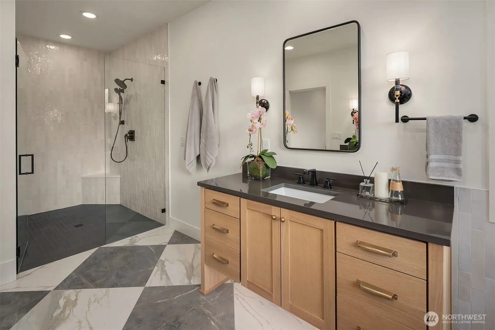 16238 SE 10th Street , Bellevue, WA 98008