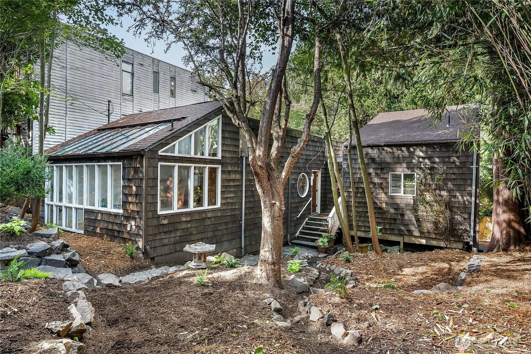 9521 25th Avenue NW, Seattle, WA 98117