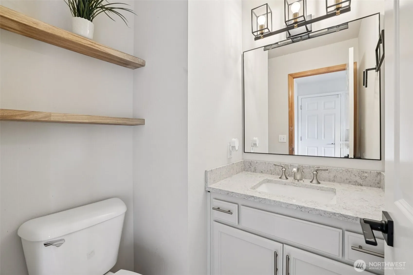 1717 144th Pl SW , Lynnwood, WA 98087