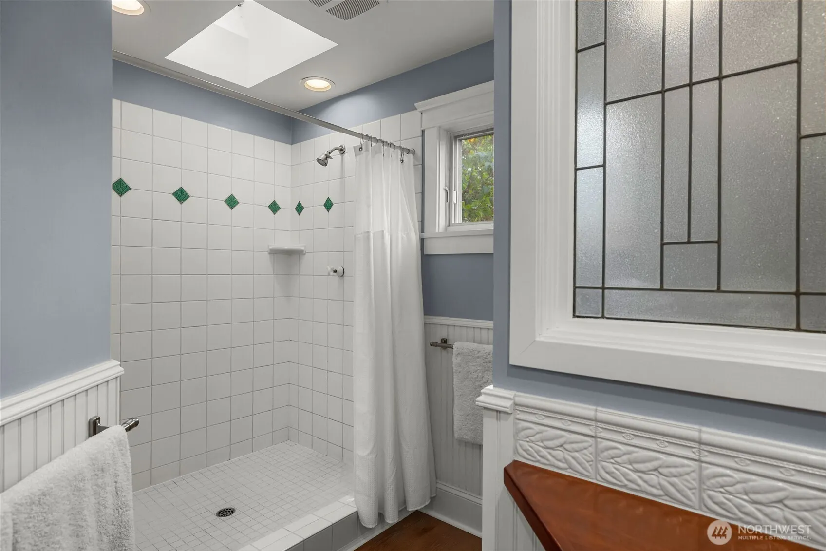 17453 SE 40th Place , Bellevue, WA 98008