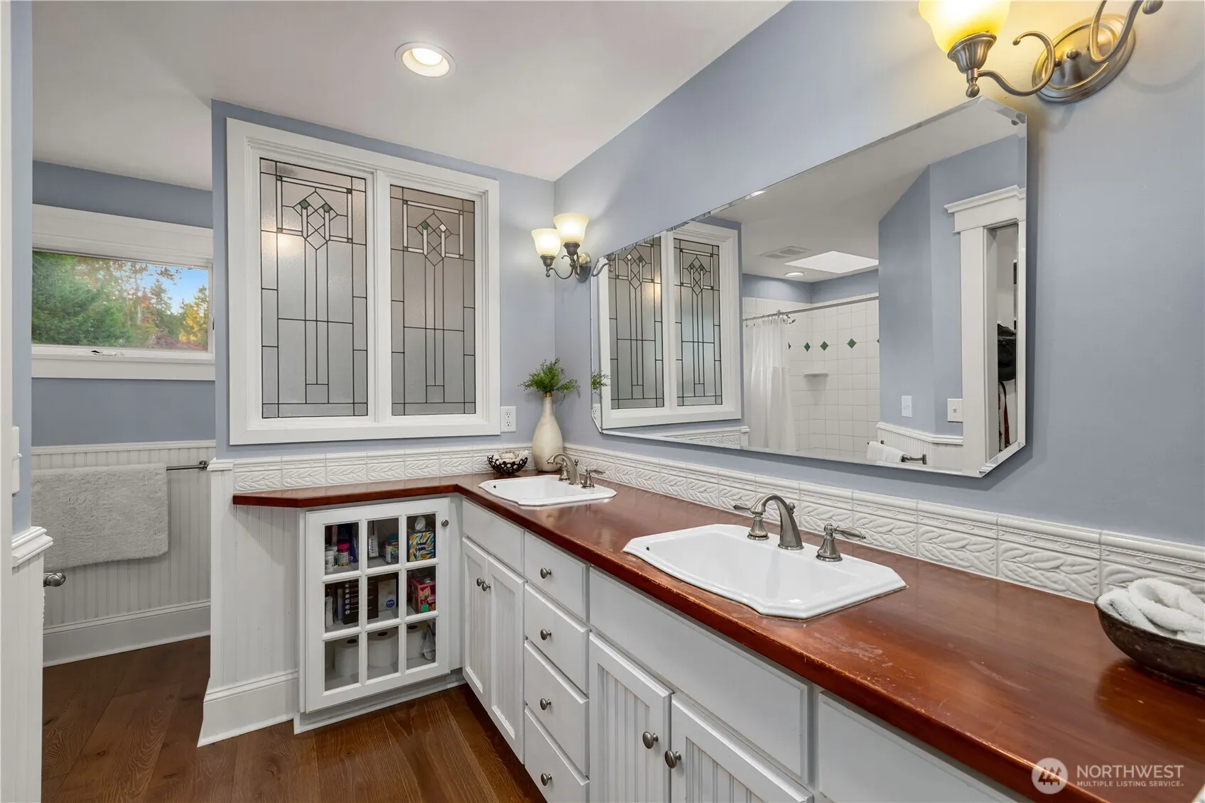 17453 SE 40th Place , Bellevue, WA 98008