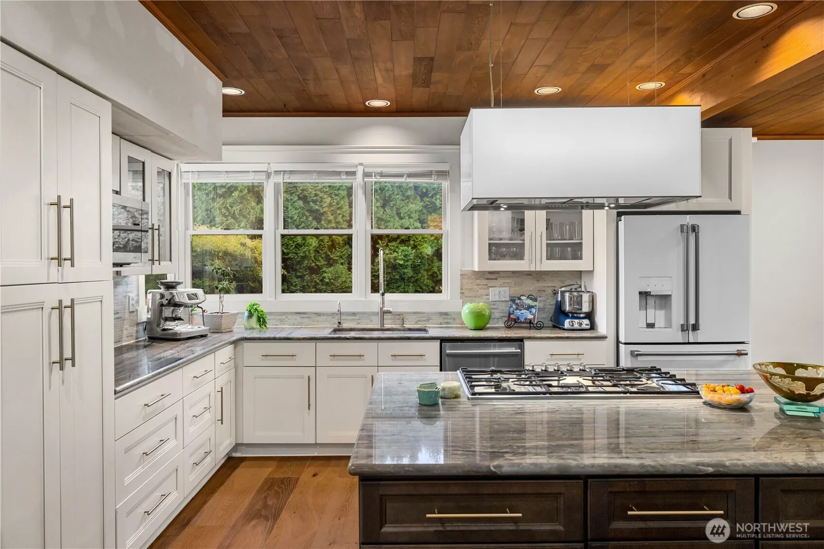 17453 SE 40th Place , Bellevue, WA 98008