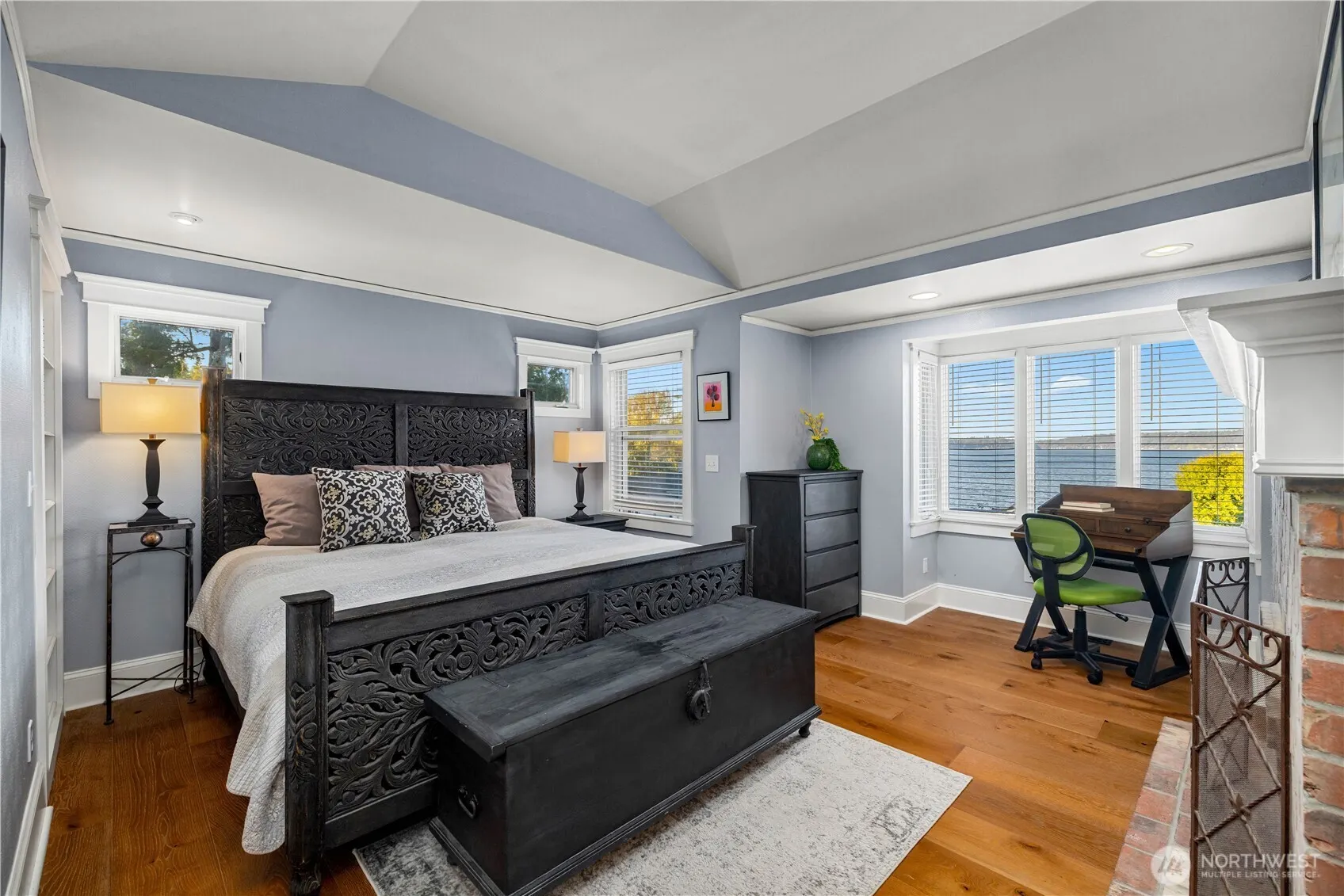 17453 SE 40th Place , Bellevue, WA 98008