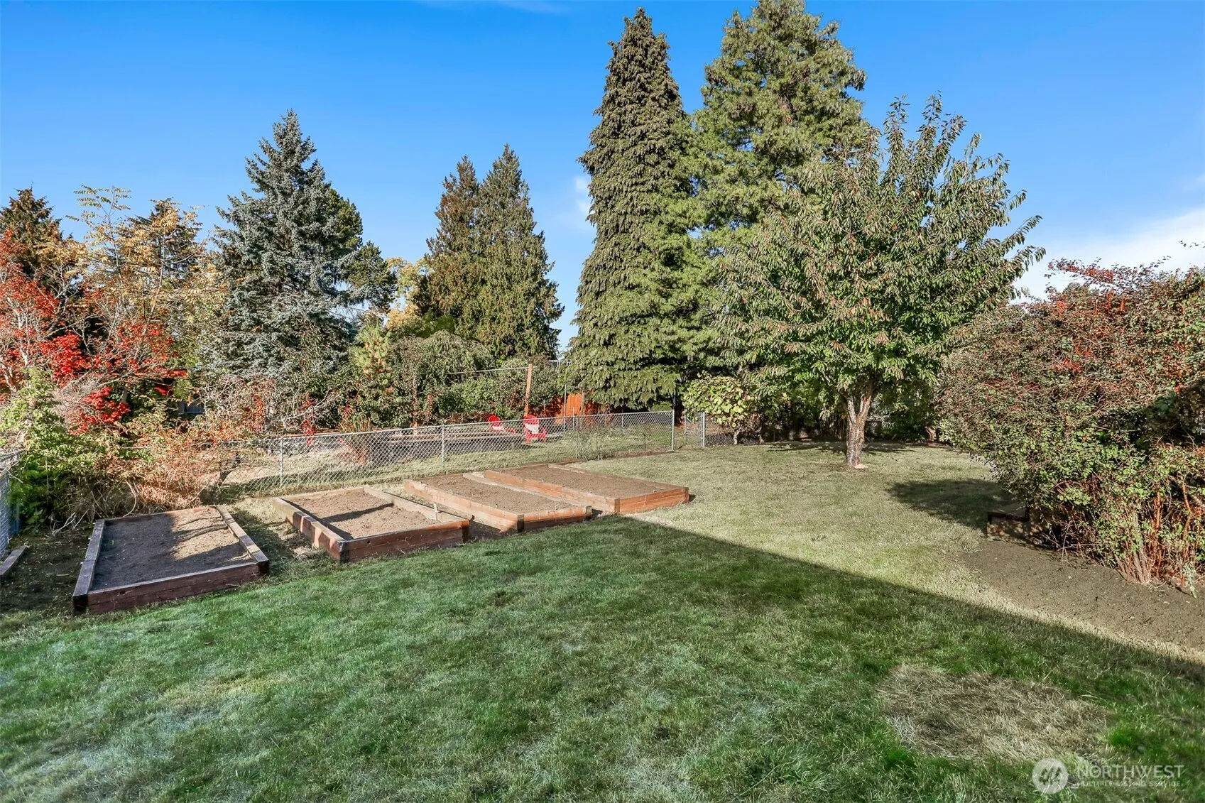 3916 SW 100th Street , Seattle, WA 98146