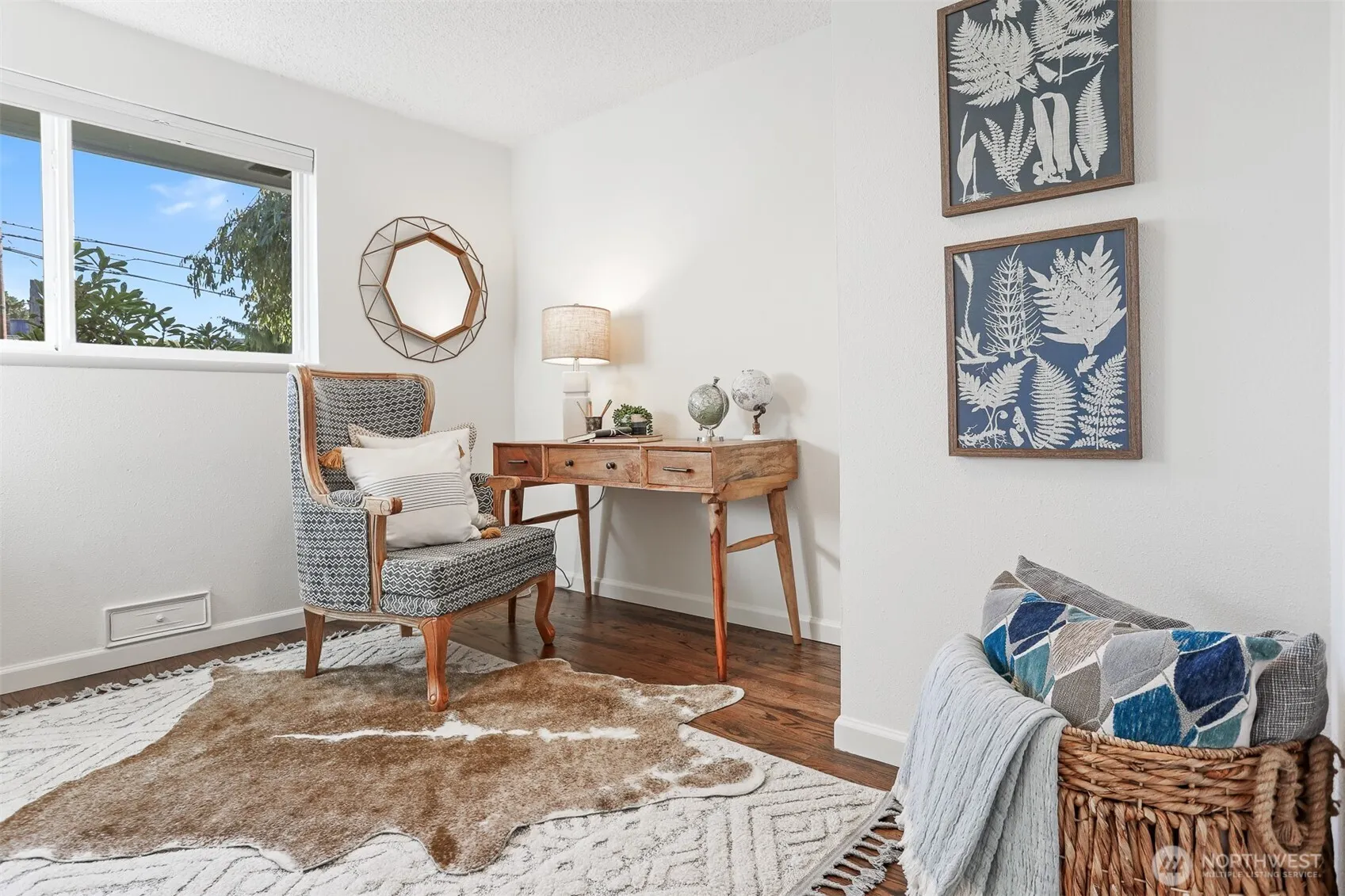 3916 SW 100th Street , Seattle, WA 98146