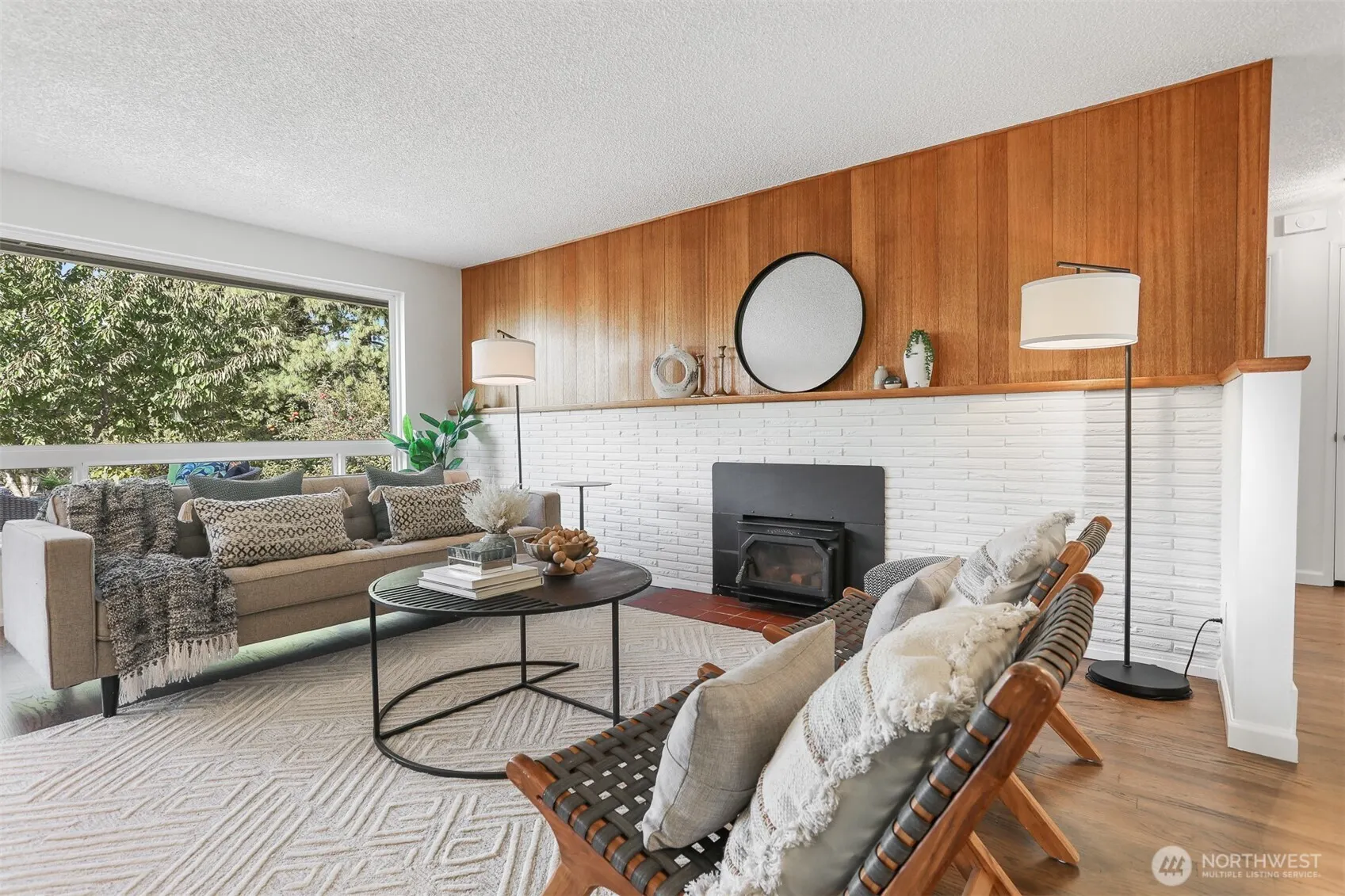 3916 SW 100th Street , Seattle, WA 98146