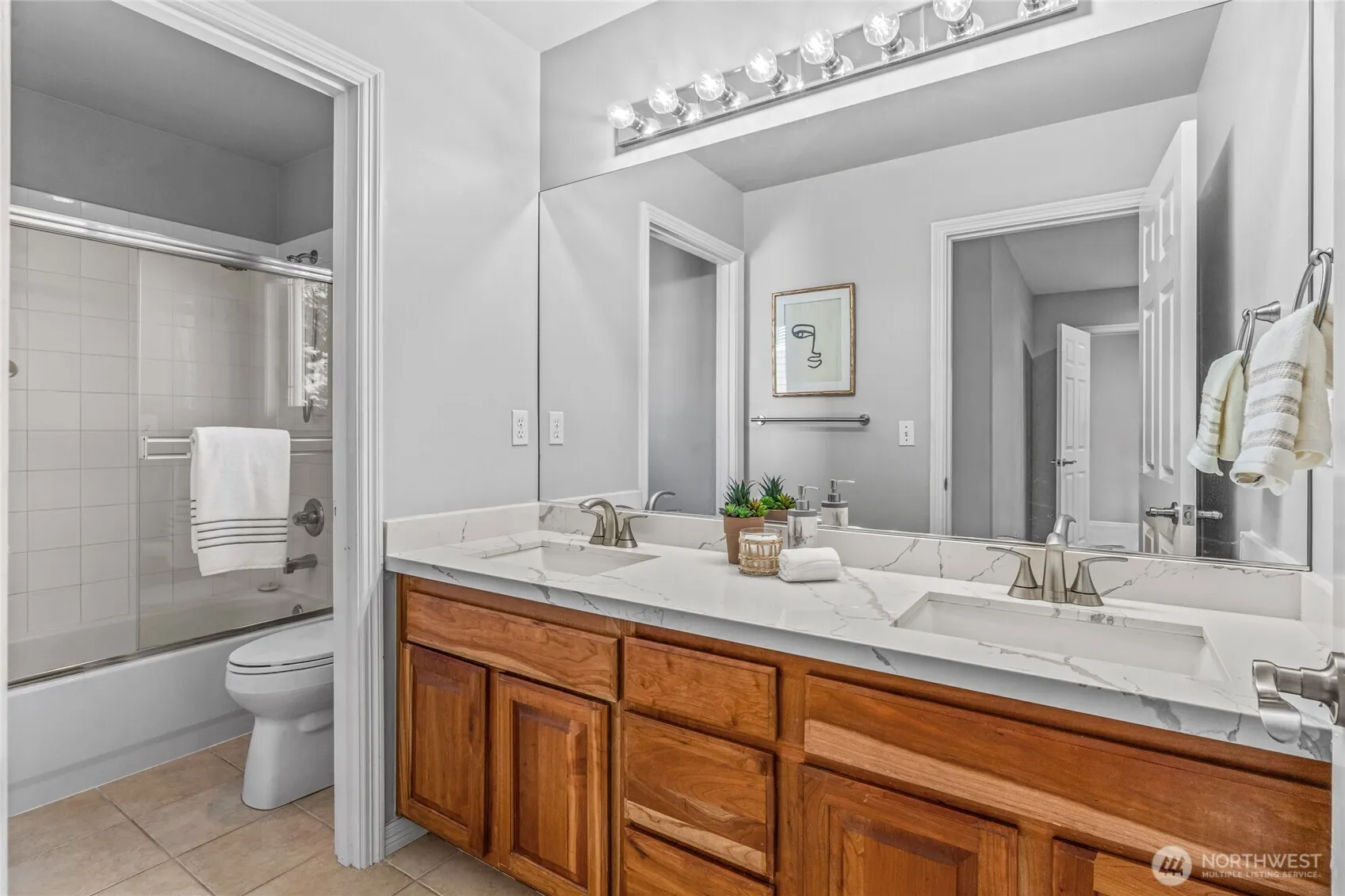 4952 160th Court SE, Bellevue, WA 98006