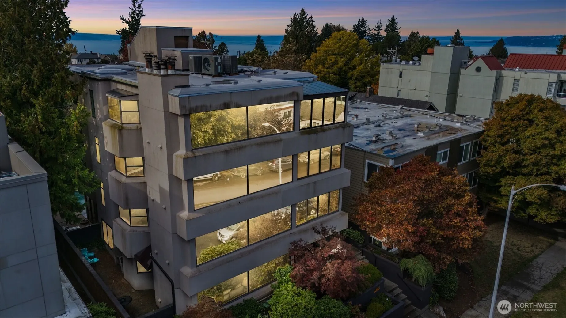 1627 California Avenue SW ##1, Seattle, WA 98116