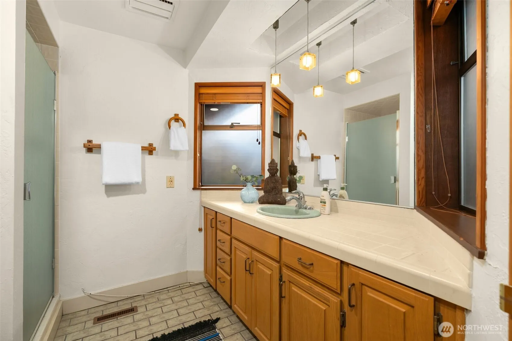1627 California Avenue SW ##1, Seattle, WA 98116