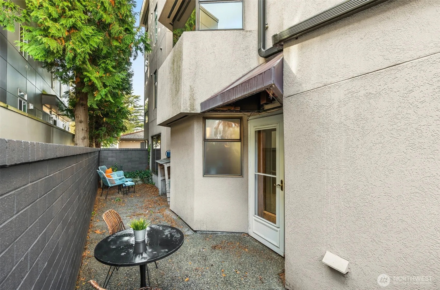 1627 California Avenue SW ##1, Seattle, WA 98116
