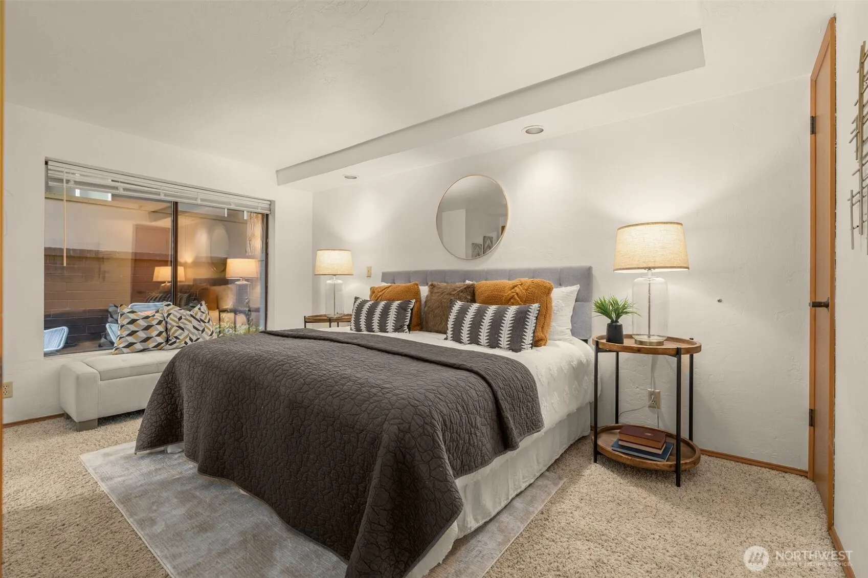 1627 California Avenue SW ##1, Seattle, WA 98116