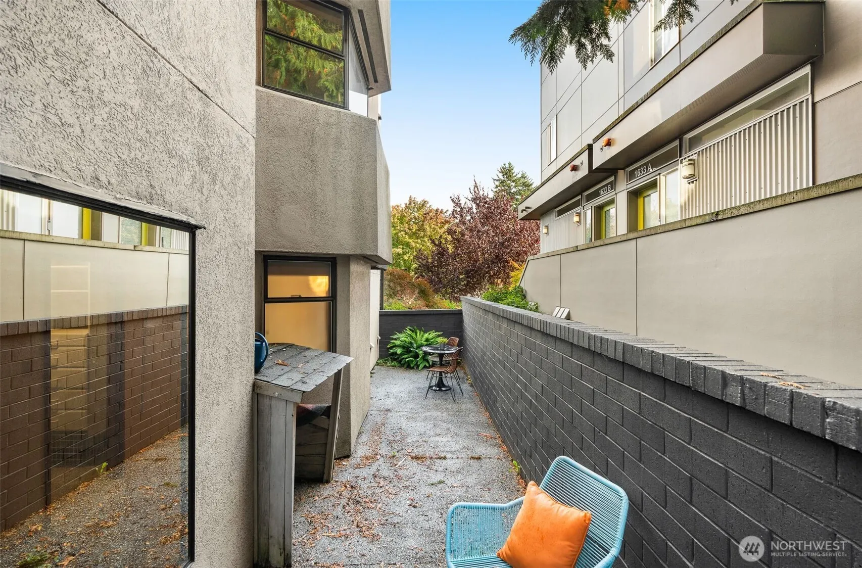 1627 California Avenue SW ##1, Seattle, WA 98116