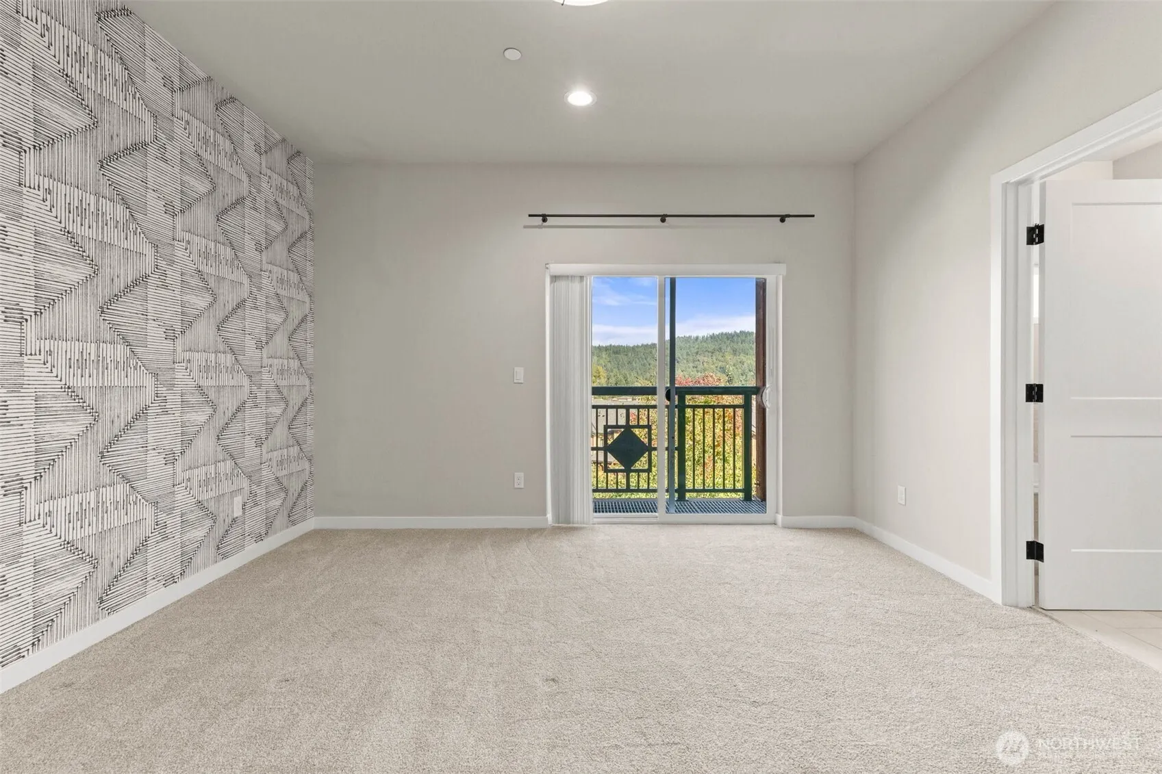 1002 Sunrise Place SW #N4, Issaquah, WA 98027