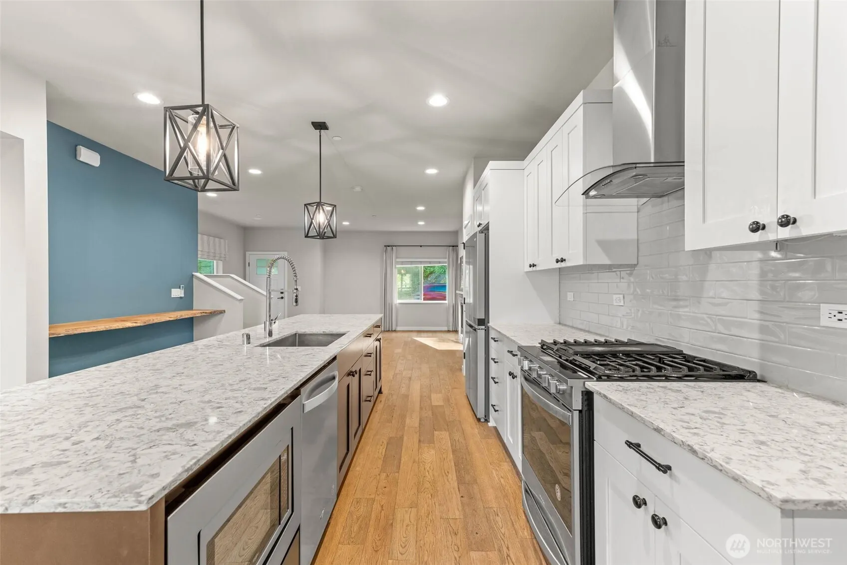 1002 Sunrise Place SW #N4, Issaquah, WA 98027