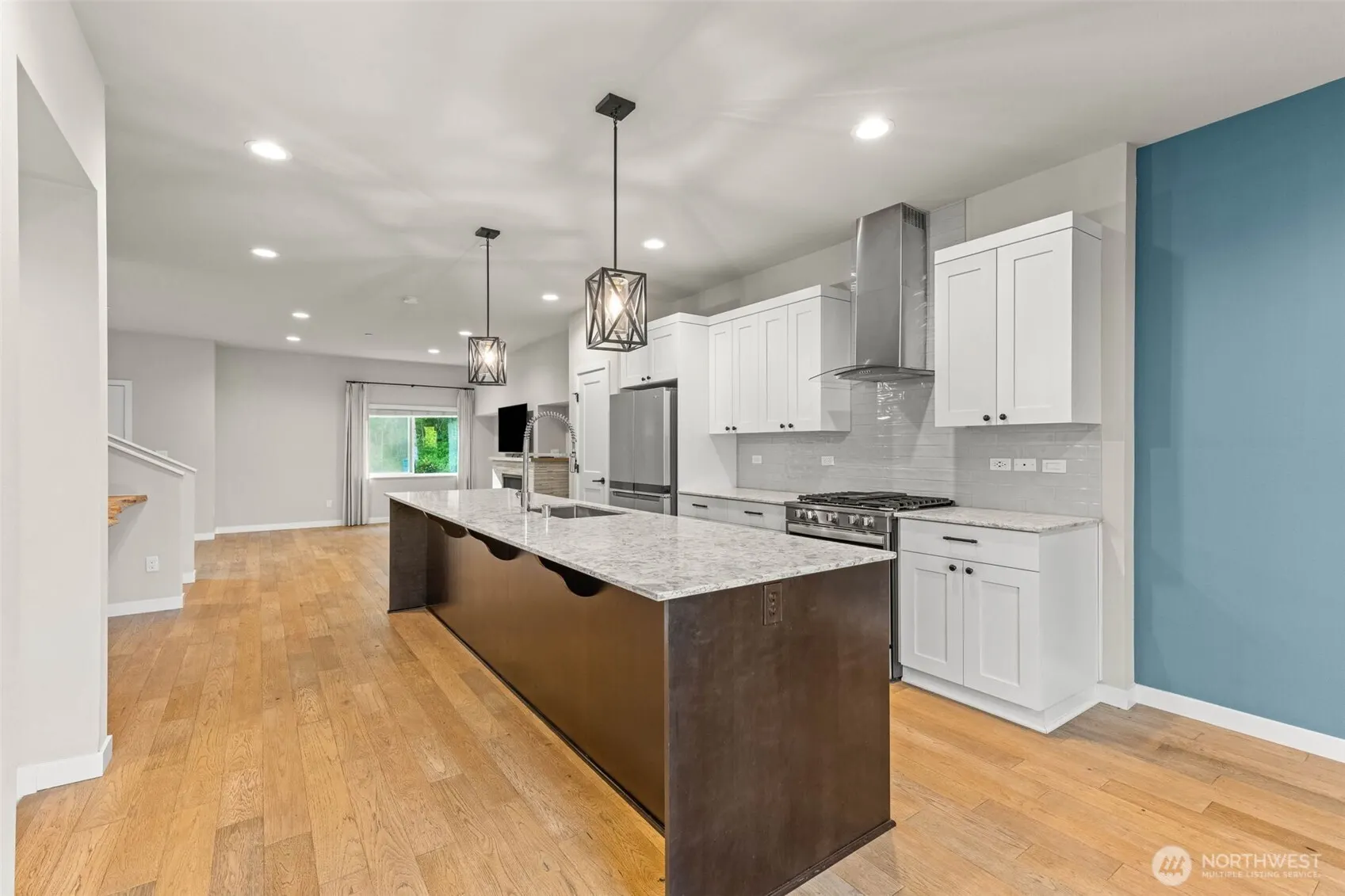 1002 Sunrise Place SW #N4, Issaquah, WA 98027