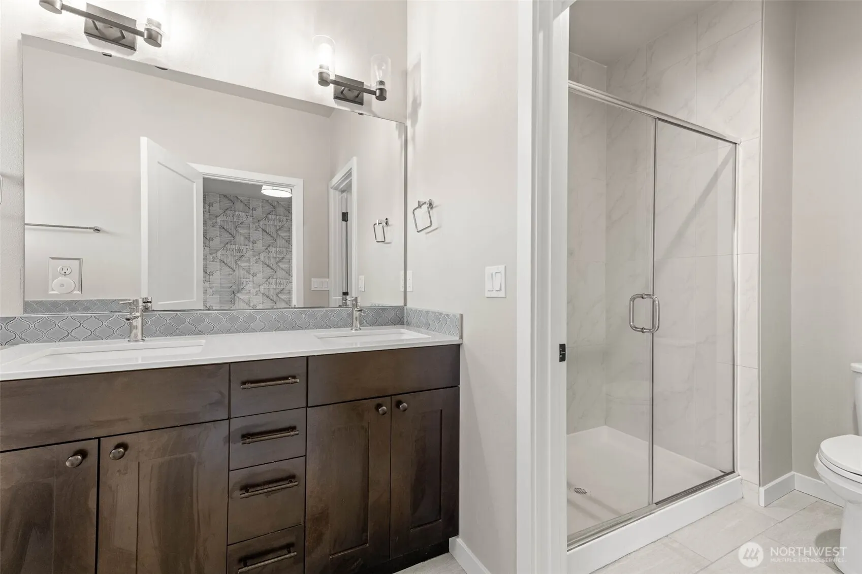 1002 Sunrise Place SW #N4, Issaquah, WA 98027