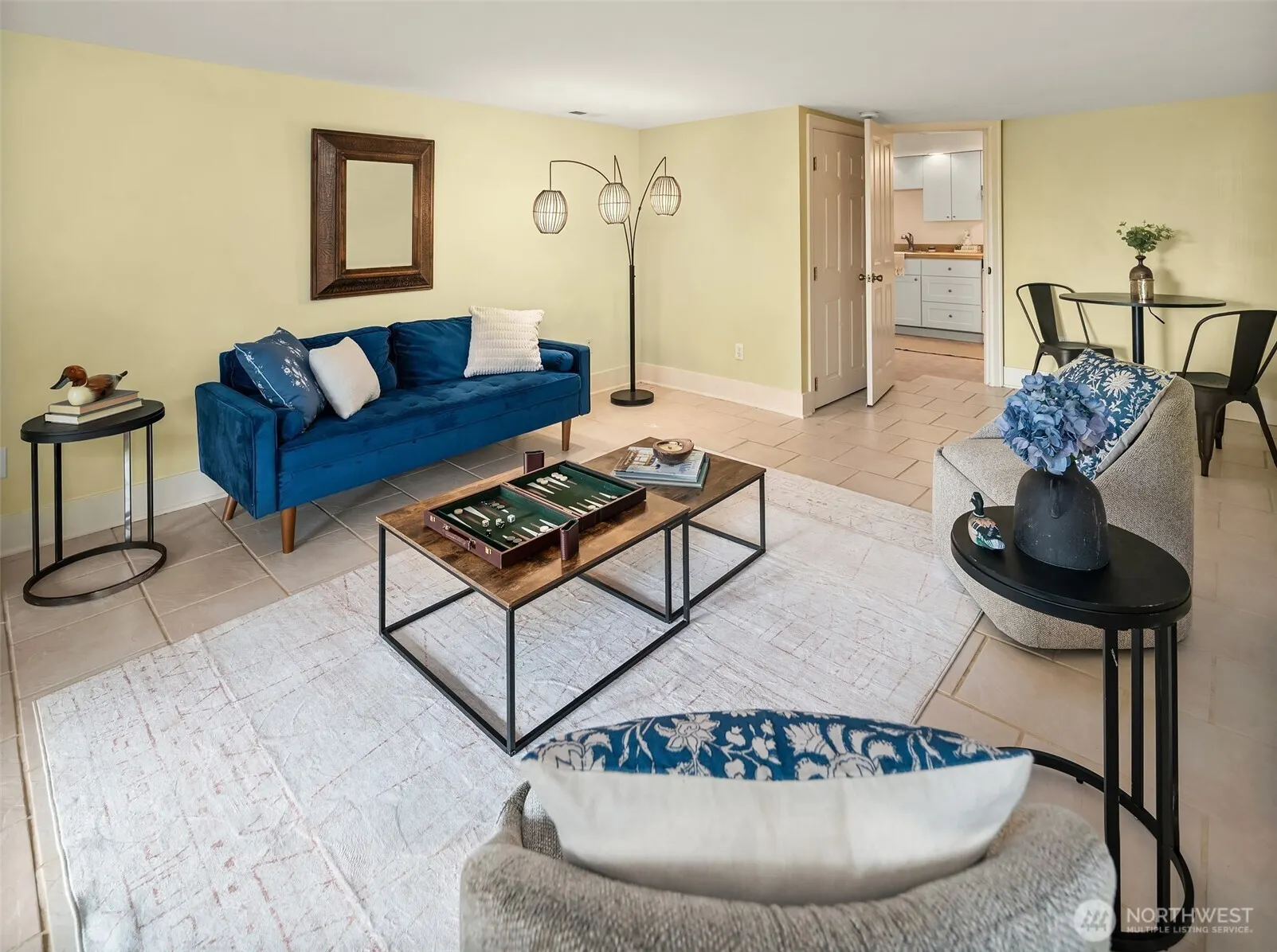 7337 7TH Avenue SW, Seattle, WA 98106