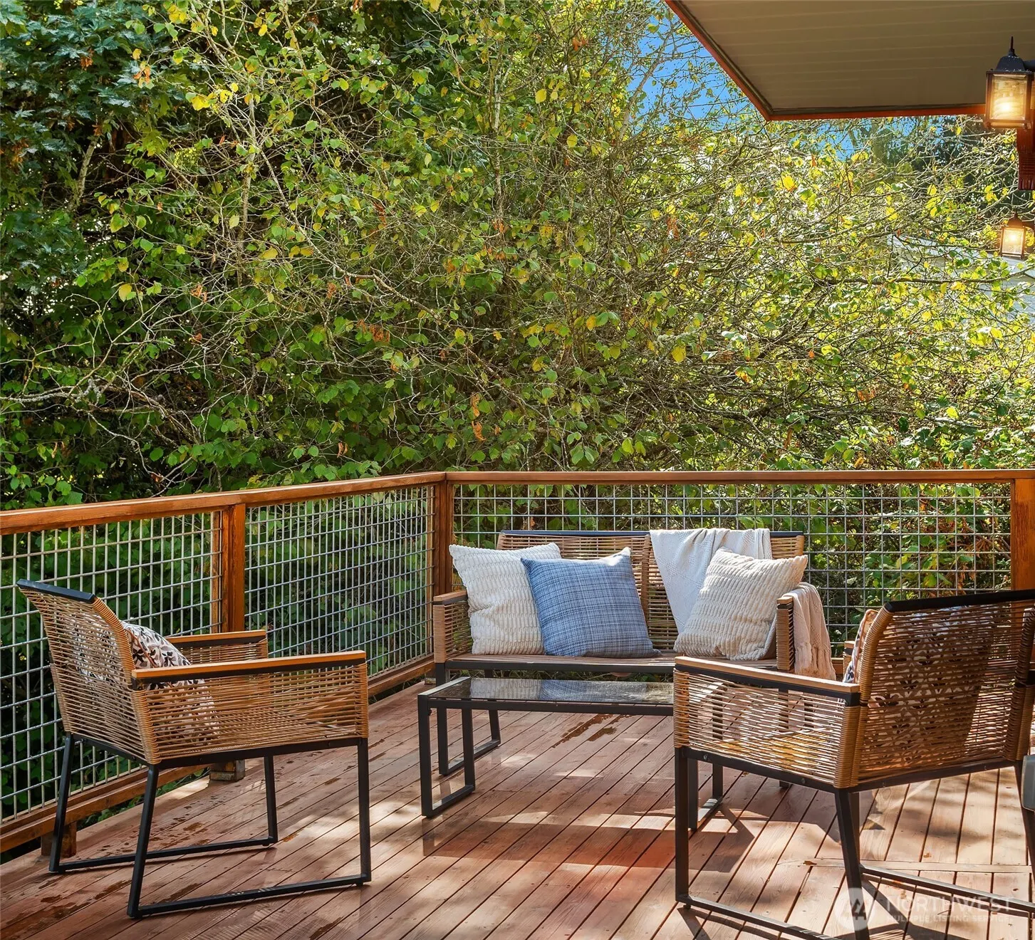 7337 7TH Avenue SW, Seattle, WA 98106