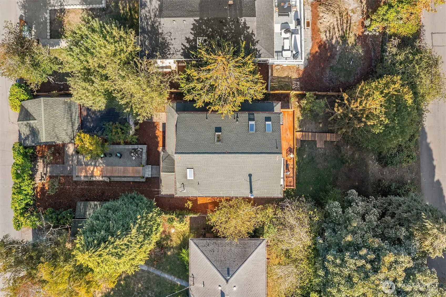 7337 7TH Avenue SW, Seattle, WA 98106