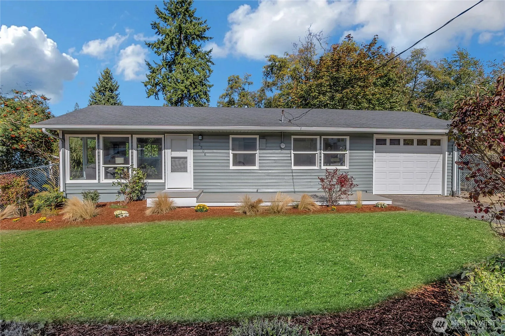2306 S 249th Street , Kent, WA 98032