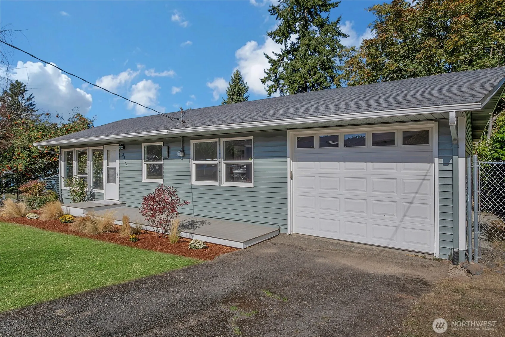 2306 S 249th Street , Kent, WA 98032
