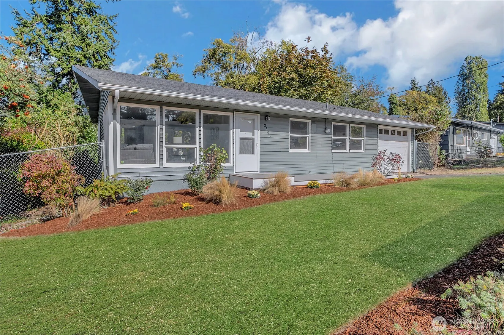 2306 S 249th Street , Kent, WA 98032