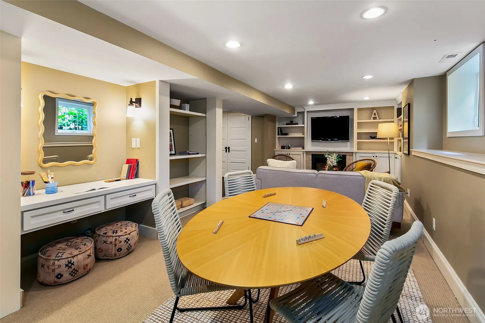 3879 44th Avenue NE, Seattle, WA 98105
