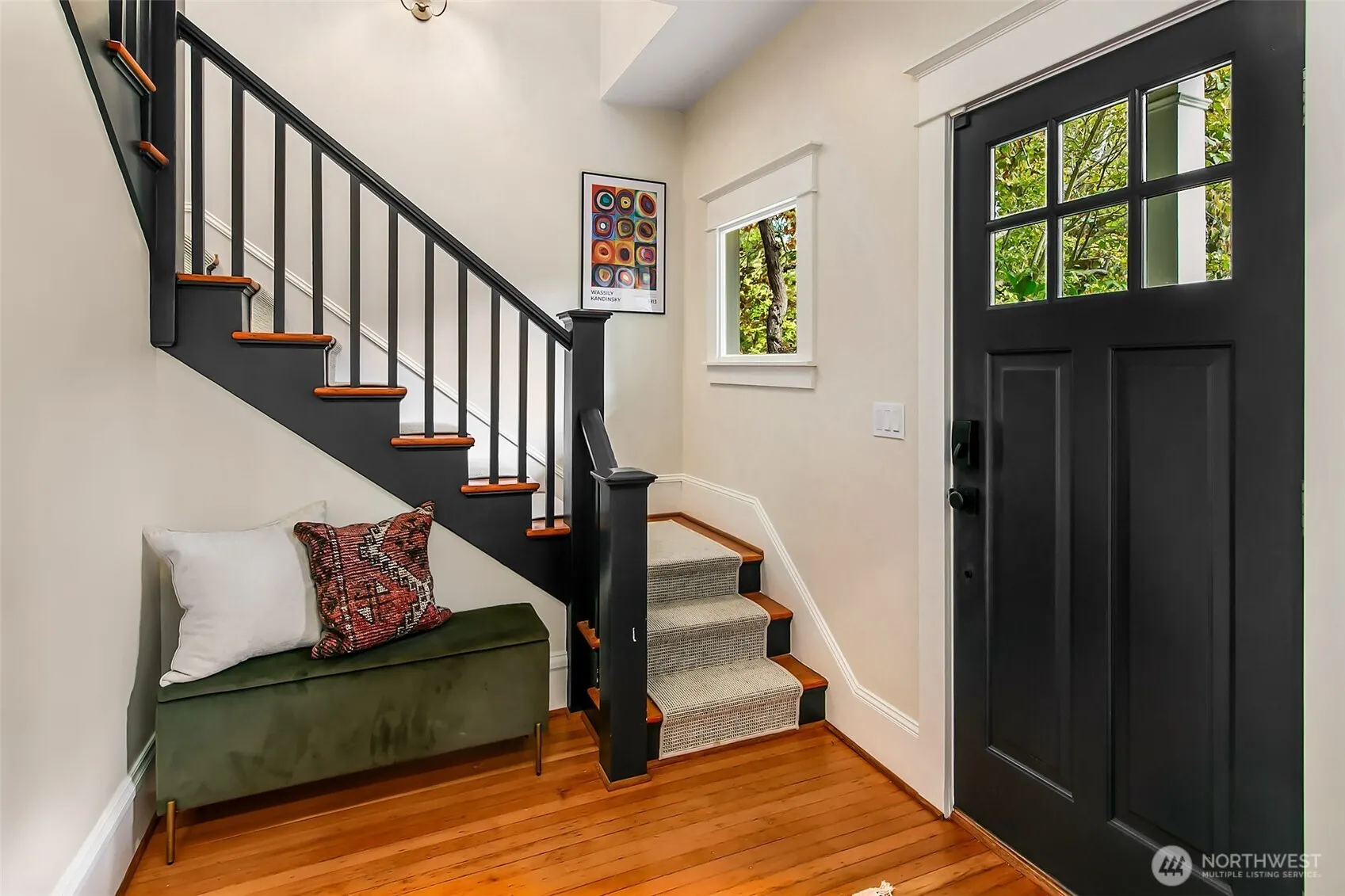 3879 44th Avenue NE, Seattle, WA 98105
