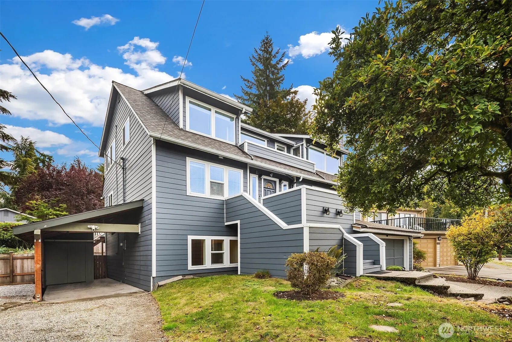 18811 SE 42nd Street , Issaquah, WA 98027