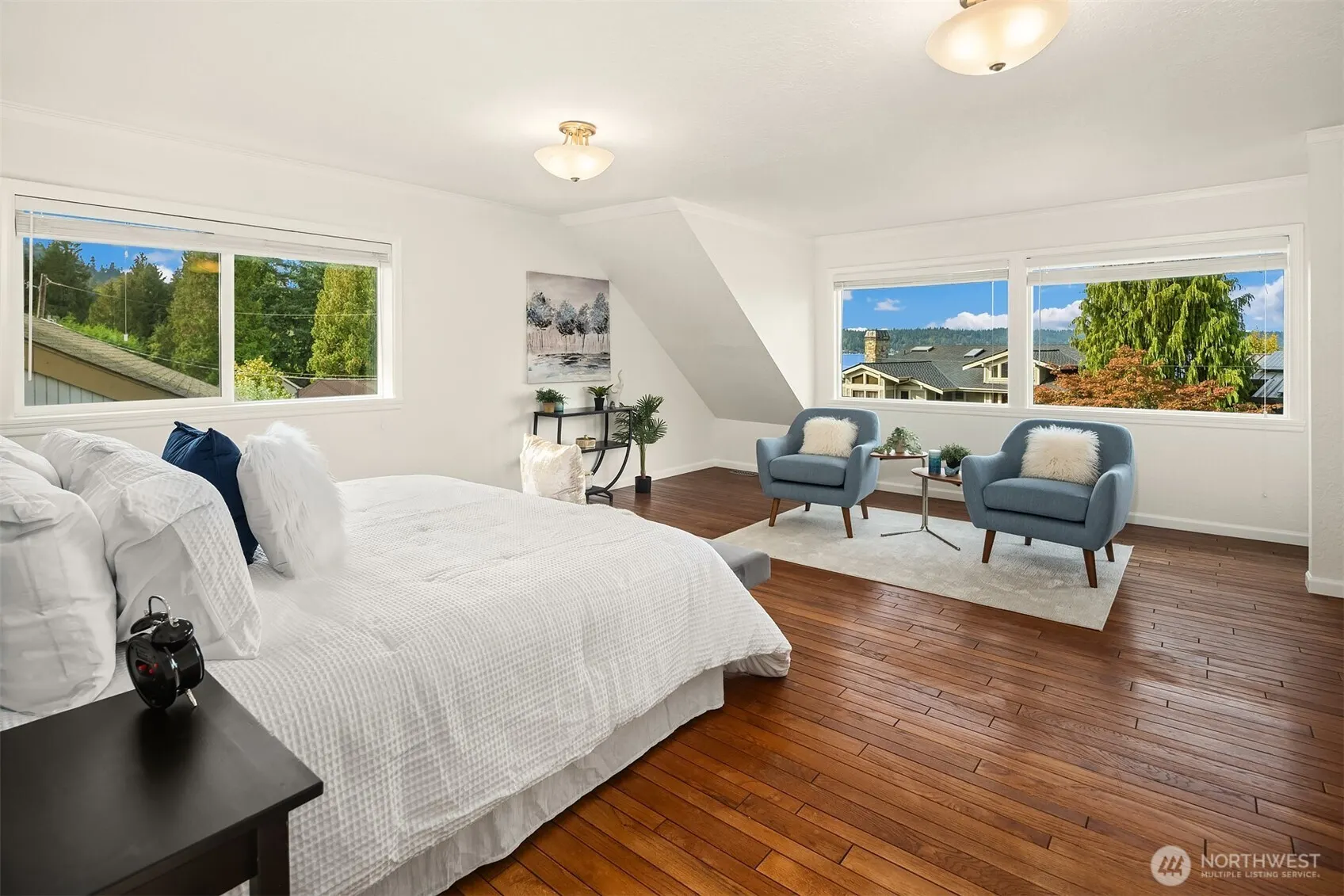18811 SE 42nd Street , Issaquah, WA 98027