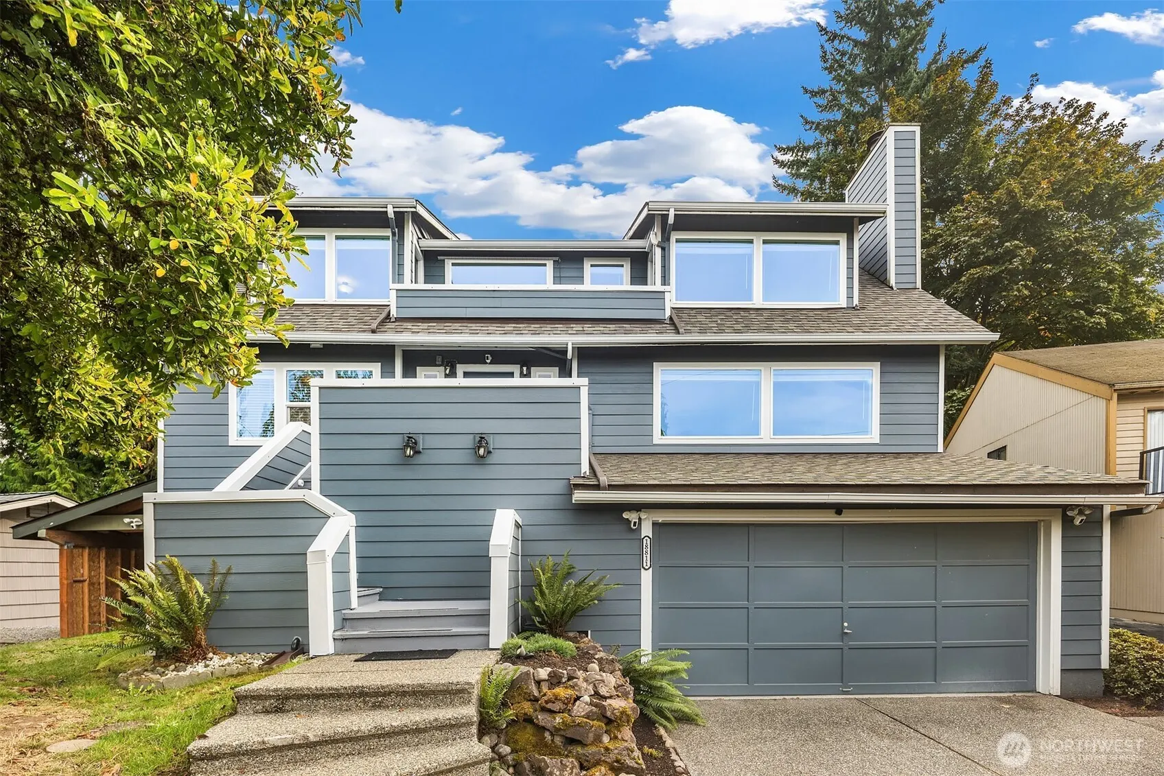 18811 SE 42nd Street , Issaquah, WA 98027