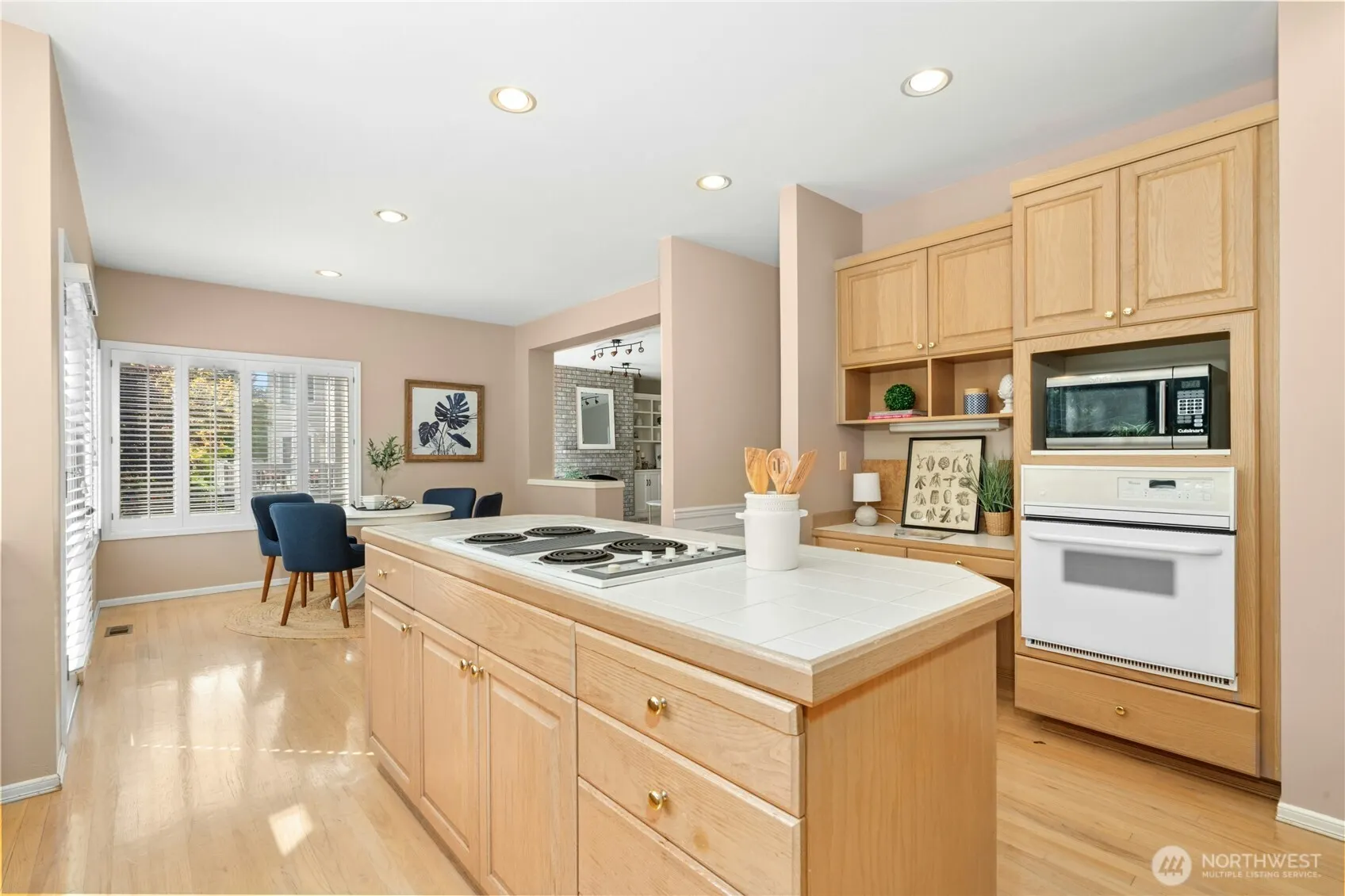 21825 NE 81st Street , Redmond, WA 98053