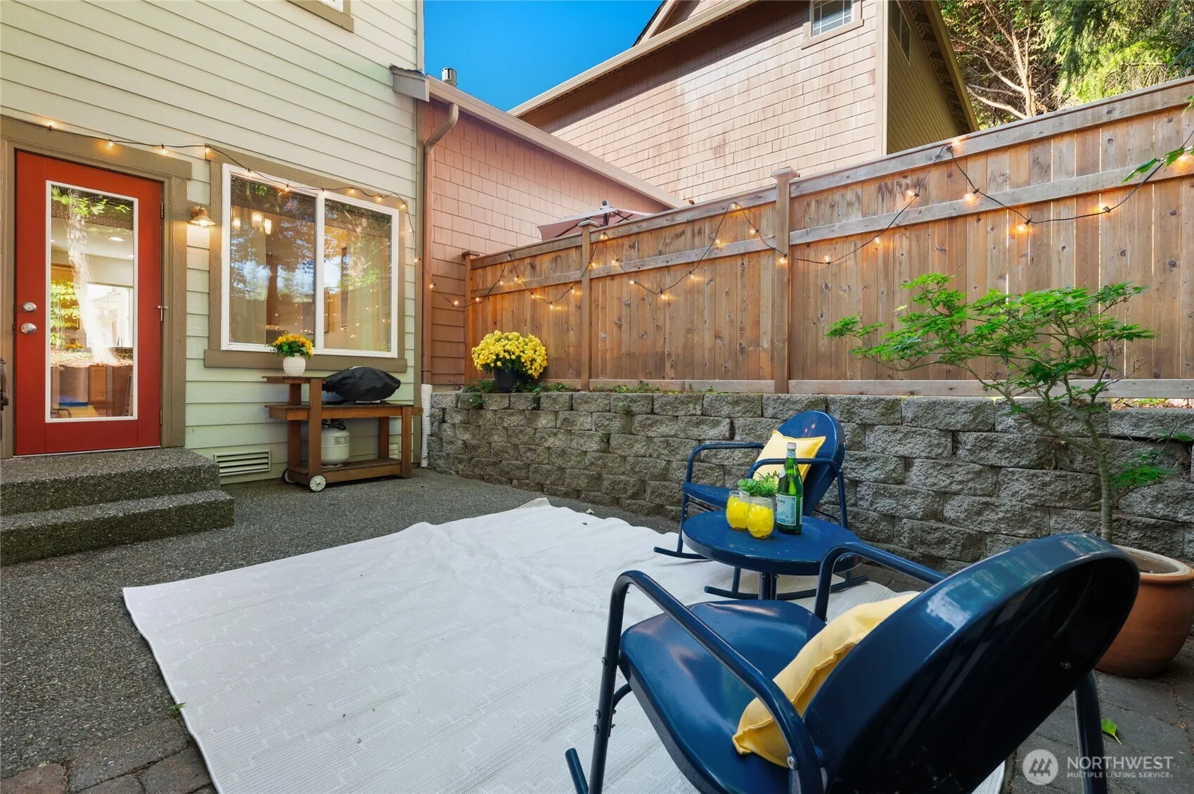 10790 221st Lane NE, Redmond, WA 98053-2002