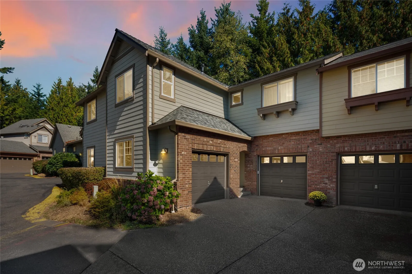 10790 221st Lane NE, Redmond, WA 98053-2002