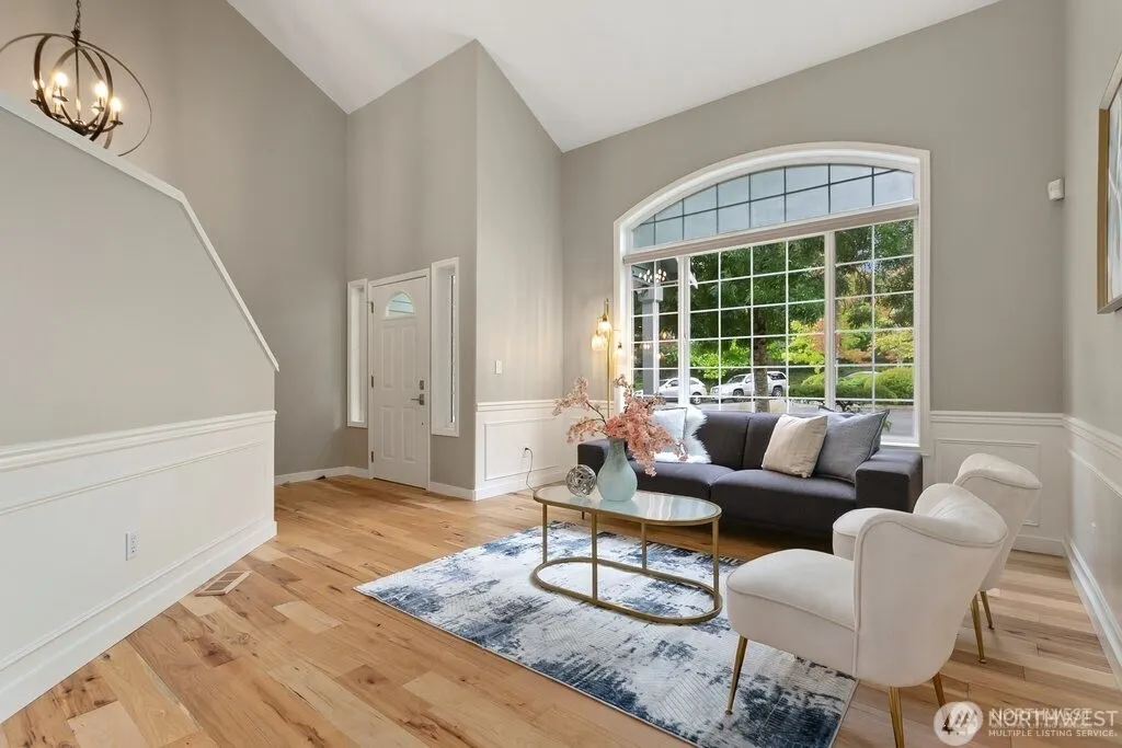 9306 138th Court NE, Redmond, WA 98052