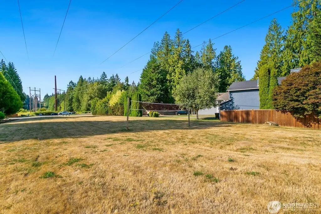 9306 138th Court NE, Redmond, WA 98052