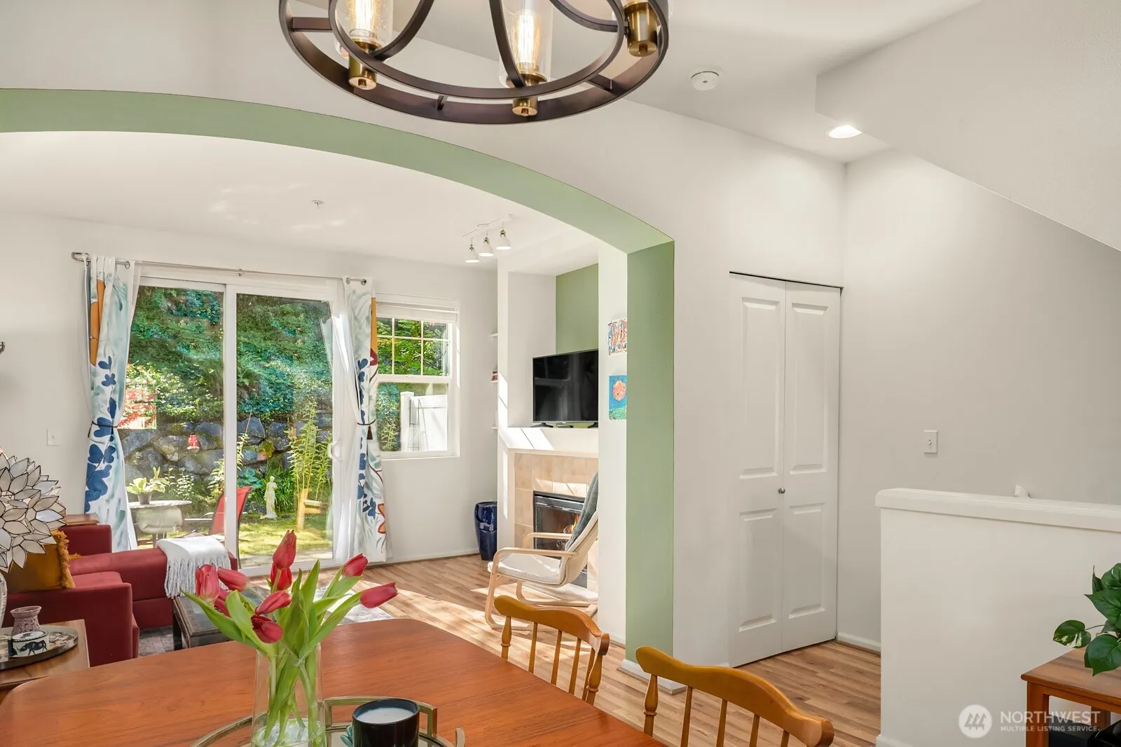 3737 S Holly Park Drive #2, Seattle, WA 98118