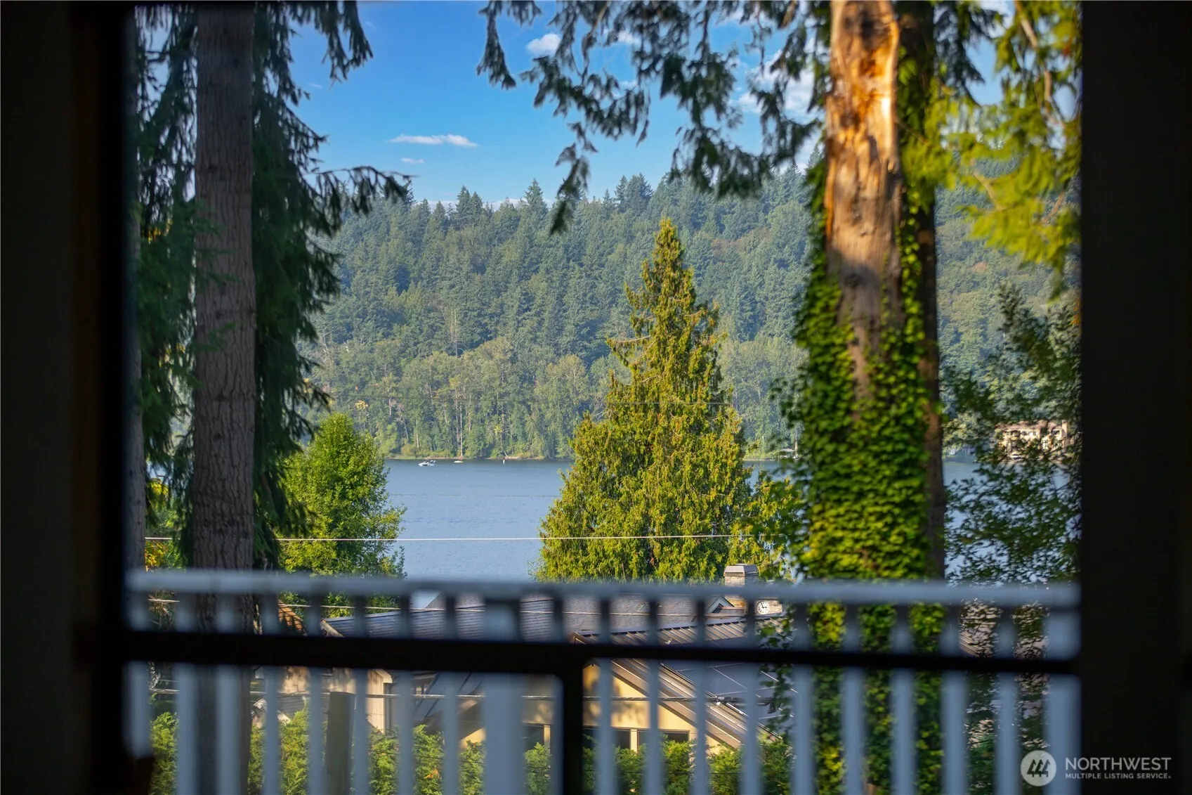 2915 W Lake Sammamish Pkwy NE , Redmond, WA 98052