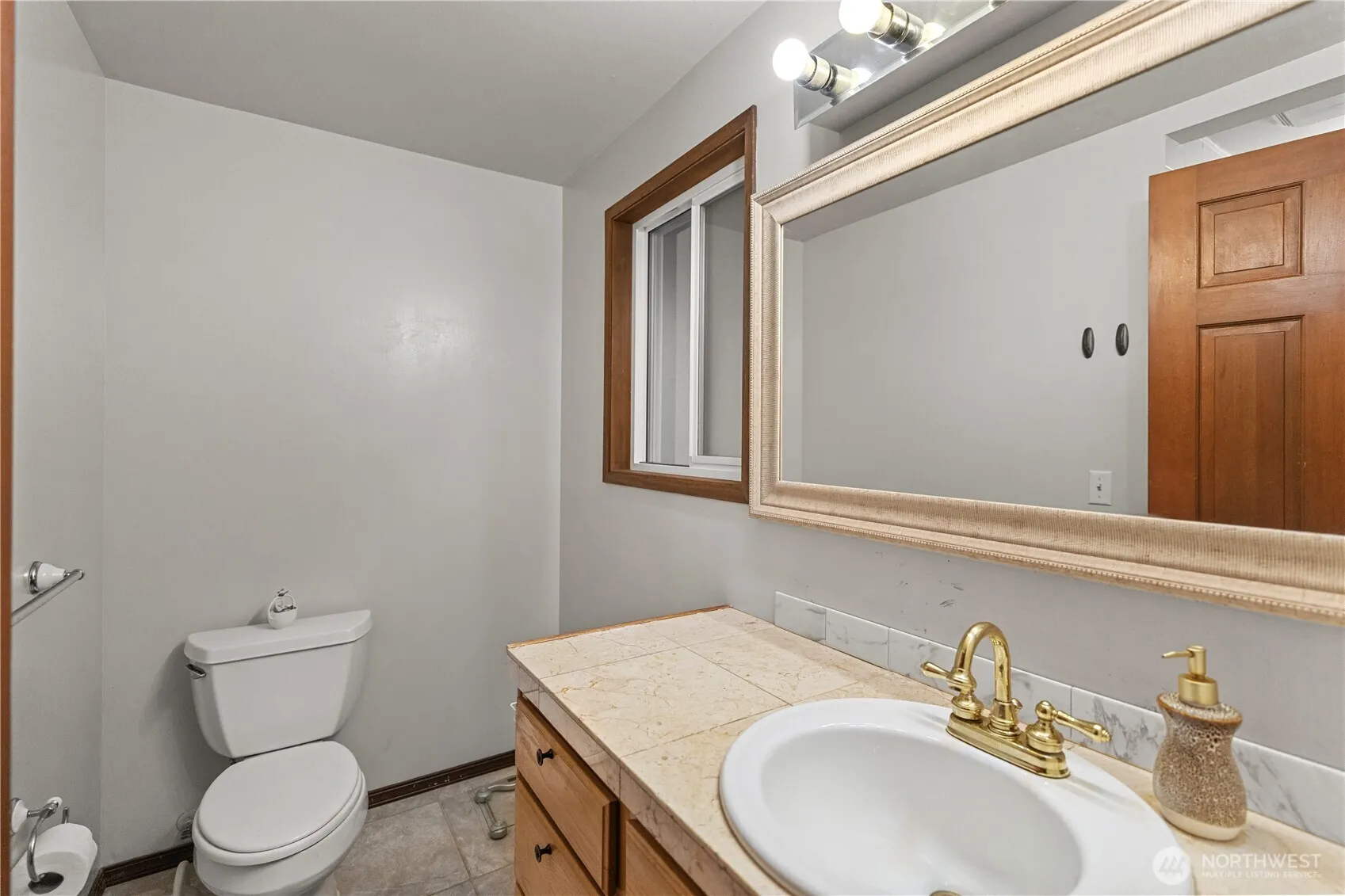2915 W Lake Sammamish Pkwy NE , Redmond, WA 98052