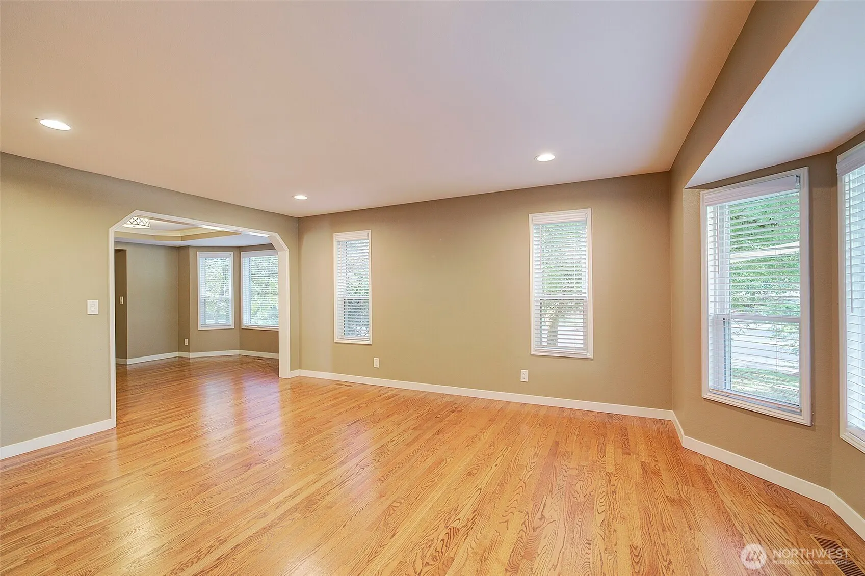 24209 SE 45th Street , Sammamish, WA 98029