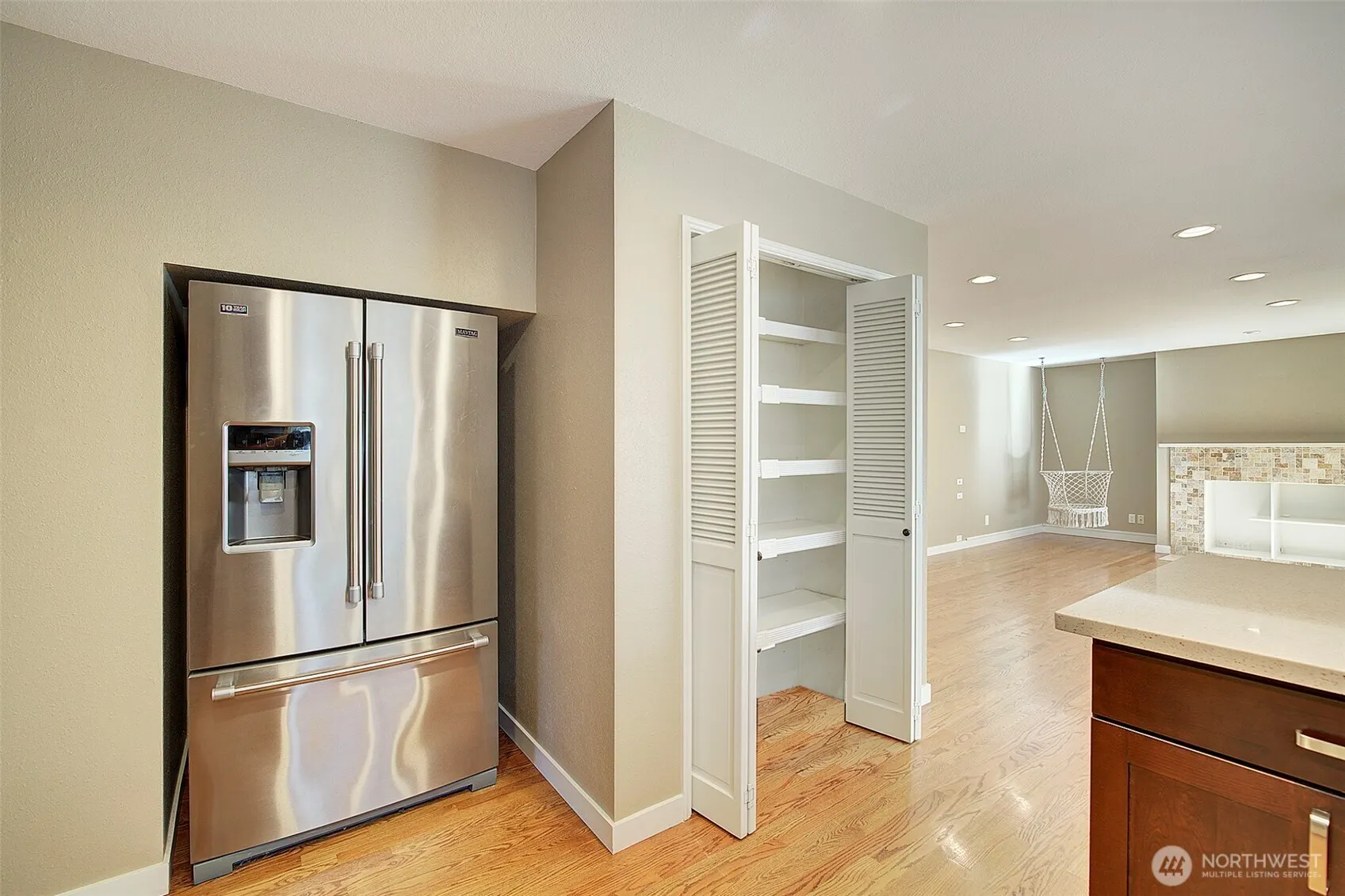 24209 SE 45th Street , Sammamish, WA 98029