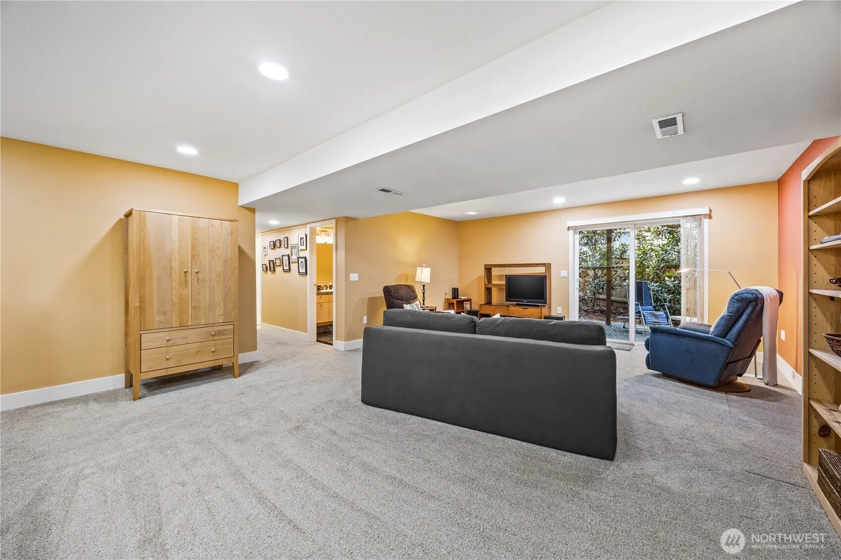 19540 129th Court NE, Bothell, WA 98011