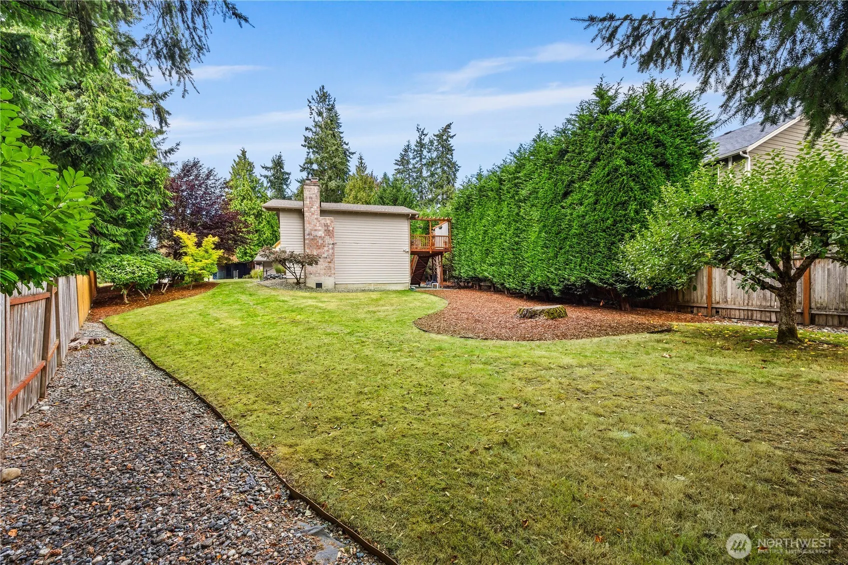 19540 129th Court NE, Bothell, WA 98011