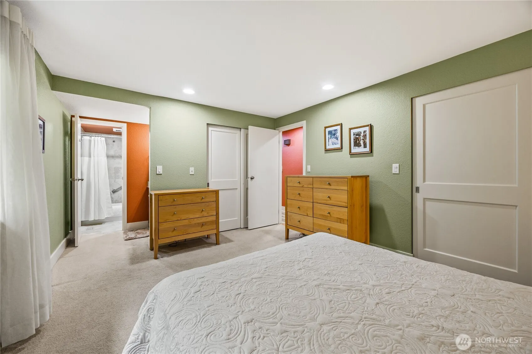 19540 129th Court NE, Bothell, WA 98011