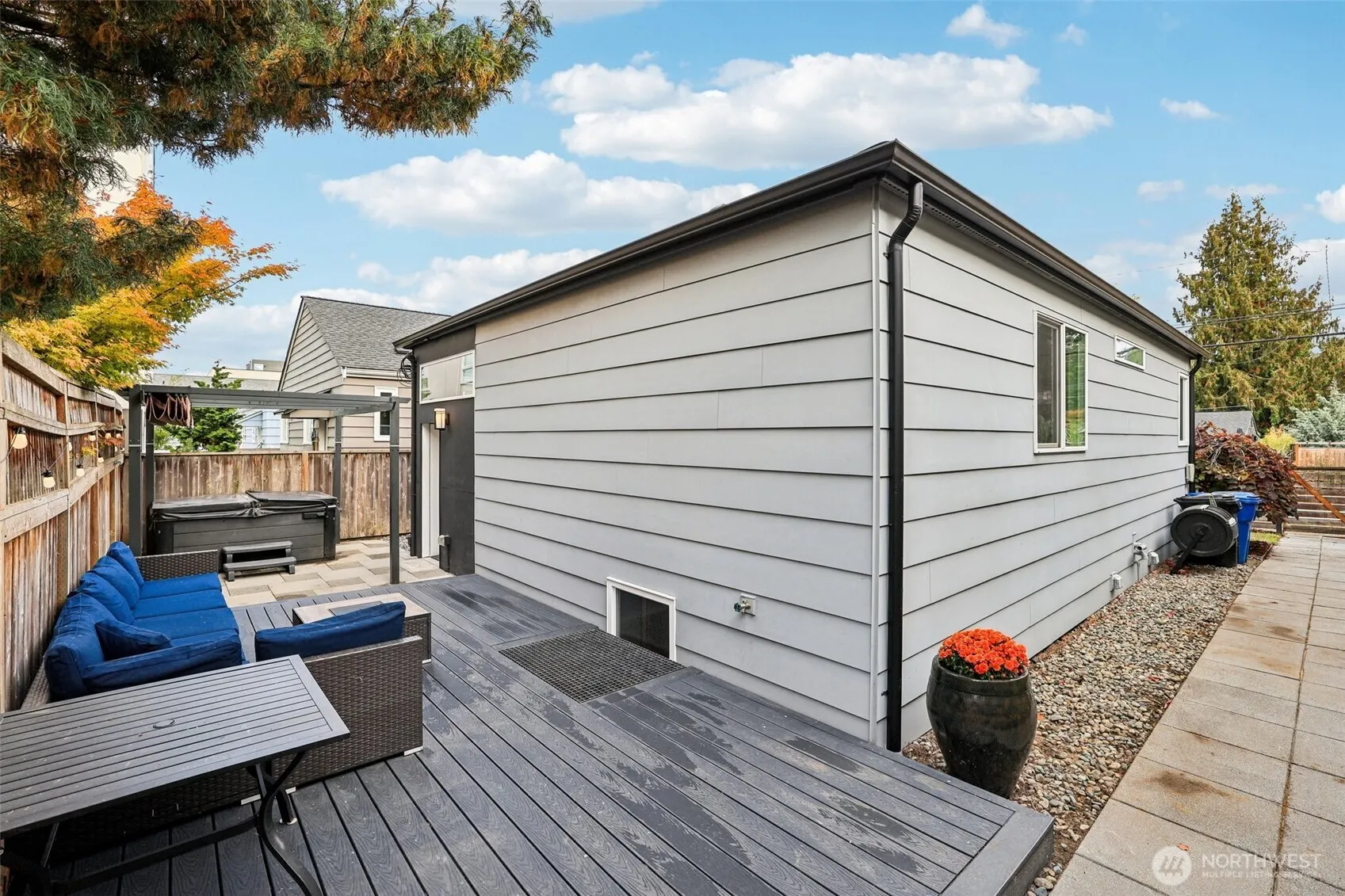 3053 62nd Avenue SW, Seattle, WA 98116
